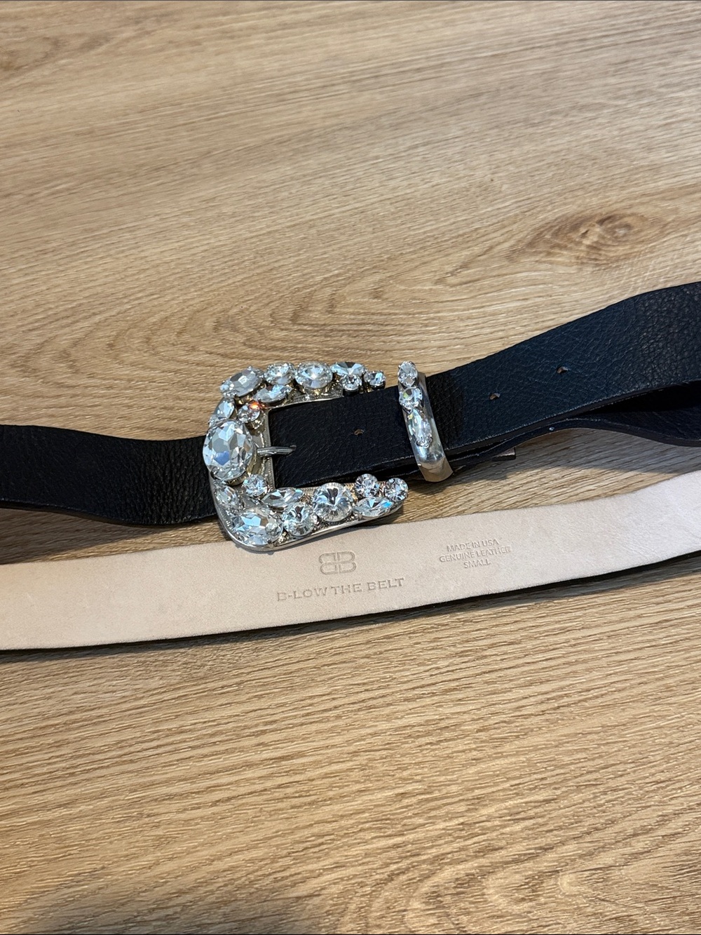B low the belt Black Crystal - Picture 4 of 4